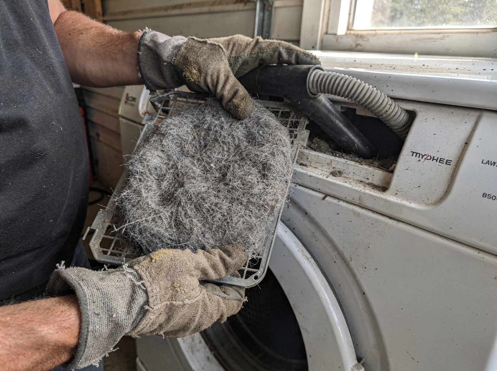 Cleaning Dryer Lint Trap service in Fontana, CA